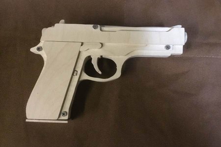 Rubberband Gun (4 shot semi-auto)