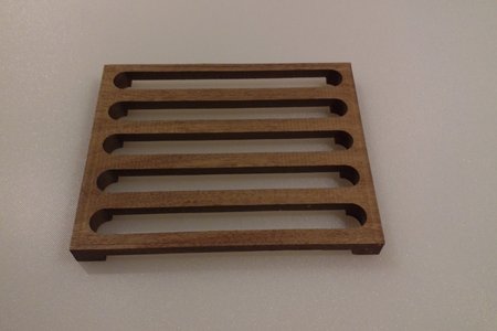 Wooden trivet (routed)
